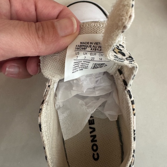 Converse All Star Leopard Girls Shoes Size 7 - Picture 7 of 11